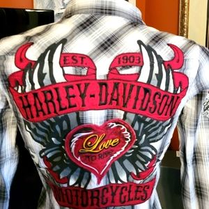 Women's Harley Davidson shirt